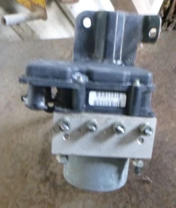 Mitsubishi Colt RG ABS Pump - Picture 1 of 4
