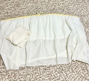 Vintage Rosebuds Bassinet Skirt Lining And Fitted Sheet - Picture 1 of 16