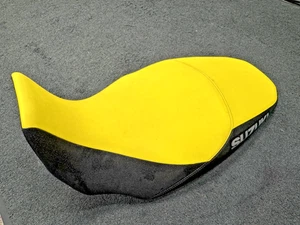 Genuine Suzuki DL1000 V-Strom 2013-2019 Standard Dual Seat 45100-31J00 Yellow - Picture 1 of 14