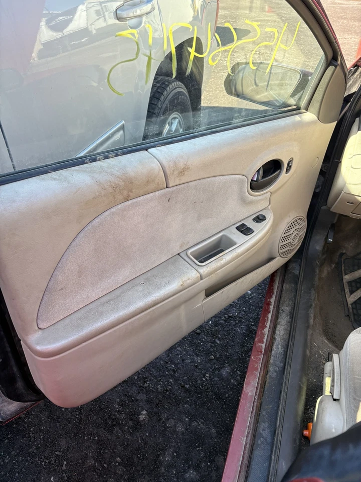 Front Door Trim Panel SATURN ION Left 03 04 05 06 07 Foto 1 de 1