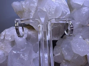 Pendientes tipo argolla de diamantes de oro blanco de 10 k 2,06 g (AT425-13) {MS} - Imagen 1 de 15