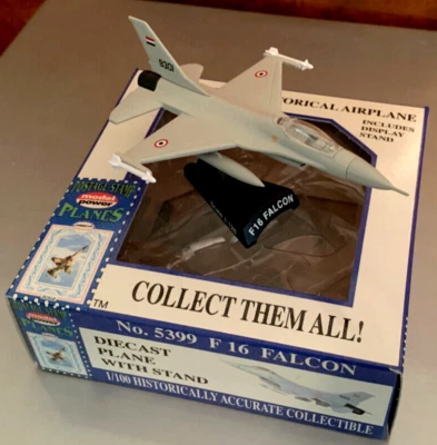 F-16 Fighting Falcon. agile fighter. Die Cast metal 1:126 scale. New in Box Mint - Image 1 of 4