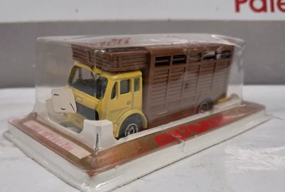 MAJORETTE 1/64 - MERCEDES PORTA BESTIAME    N° 254   MADE IN FRANCE ANNI 80 - Immagine 1 di 4