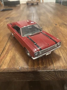 Danbury Mint 1967 Plymouth GT Hardtop 1/24 - Picture 1 of 8