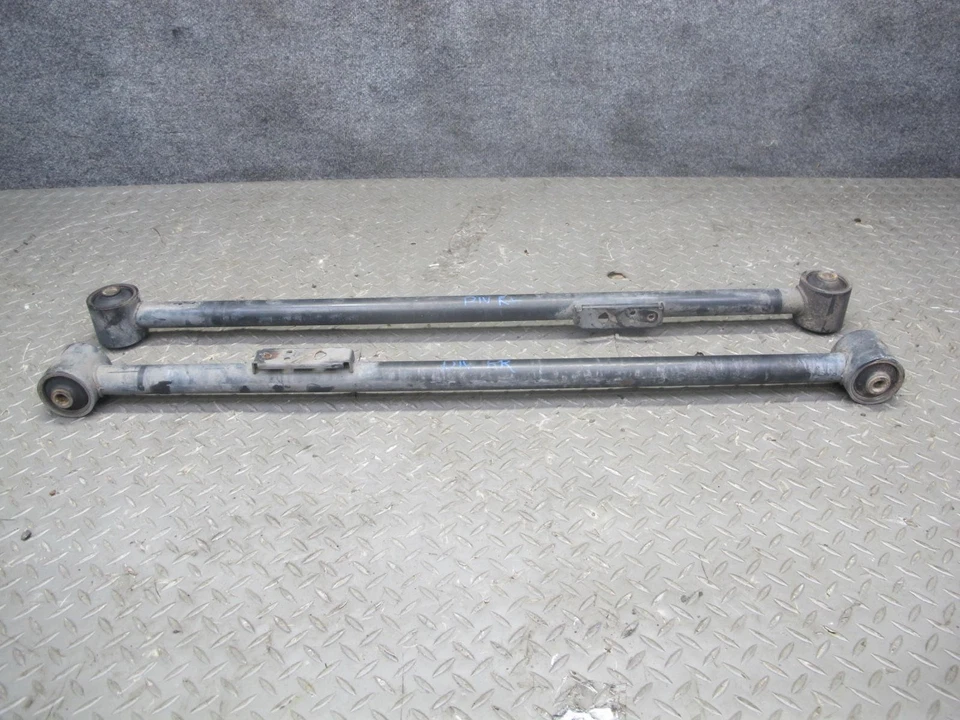 99-01 ISUZU VEHICROSS SET OF 2 REAR LEFT & RIGHT TRAILING CONTROL ARM OEM - Image 1 of 4