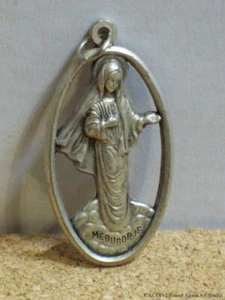 Medalla Santa María Reina de la Paz Metal Vintage Nuestra Señora de Medjugorje Medugorje - Imagen 1 de 4
