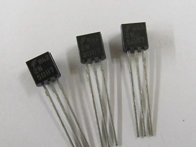 10 pezzi - 2N5087 PNP TO92 Transistor 50V 0,1A FAIRCHILD FSC 10pcs