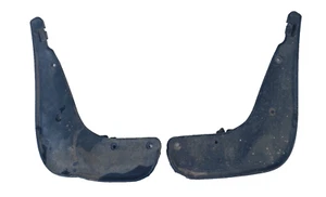 05-2010 VW JETTA TDI FRONT RIGHT AND LEFT SPLASH MUD GUARD 1KM 075 111 OEM PAIR - Picture 1 of 14