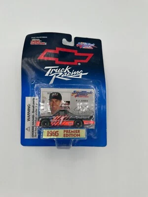 P.J. Camioneta Chevrolet Racing Jones escala 1:64 #1 1995 Foto 1 de 3