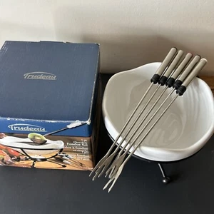Fondue mit Gabeln Käse Schokolade - Bild 1 von 3