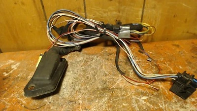 92-99 BMW E36 318ti Passenger Right Front Door Wire Harness Connector  - Image 1 of 3
