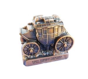 Pubblicità Primo Risparmio Federale Carro Conestoga Metal Bank Western Souvenir - Foto 1 di 5