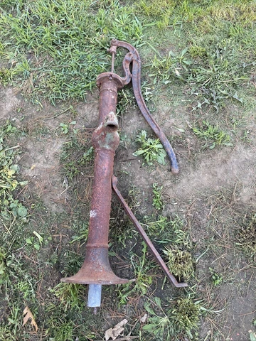 "RED JACKET" Farm  Water Hand Well Pump, Davenport,Iowa Cover