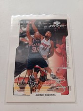 2000-2001 Upper Deck MVP #83 Alonzo Mourning silver script Miami Heat