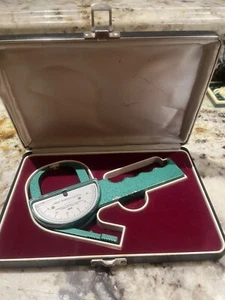 Lange Skinfold Caliper - Picture 1 of 4