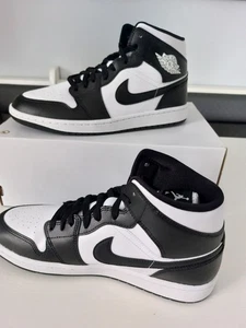 Nike Air Jordan 1 Mid Black & White Size 8.5 Unisex UK 8.5| Brand New - Picture 1 of 8