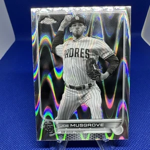 2022 Topps Chrome Sonic Black White Raywave Refractor #11 Joe Musgrove Padres - Picture 1 of 4