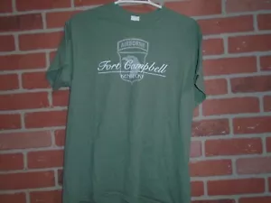 MAGLIETTA UOMO US ARMY AIRBORNE FORT CAMPBELL KENTUCKY - Foto 1 di 3