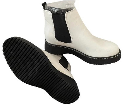 Madden Girl KWEENN Bota Pari Branca 6.5 Chelsea Puxar Inserção Lateral Elástica NOVA - Imagem 1 de 4