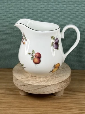 English Fine Bone China White Milk Jug Creamer 11x7x9cm Scatter Fruit Design - Image 1 of 4