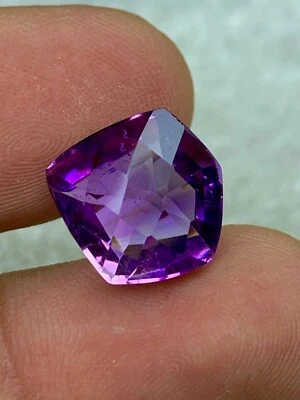 Cojín de amatista natural de 7,50 quilates pan de azúcar, púrpura medio, amatista impecable Foto 1 de 4