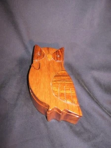 ** LQQK ** WOODEN OWL SHAPED 4 - PIECE PUZZLE TOY or KEEPSAKE BOX * VERY NICE ** - Picture 1 of 6
