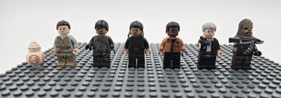 LEGO Star Wars: Halcón Milenario Minifiguras (75105) - Usado Foto 1 de 4