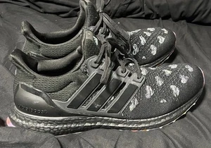 Size 13 Men’sGS) Adidas Ultra Boost Heart Valentines Day - Picture 1 of 6