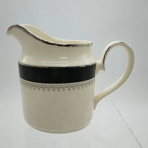 Minton "Wilmington" Milk Jug/Creamer, Bone China, Cream/Black/Silver Gilt c.1976 - Picture 1 of 14