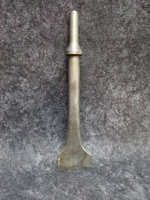 Open A910-1-1/2" AJAX Tools Wide Flat Chisel .401 Shank, 6-1/2" OAL (BN111) - Image 1 of 3