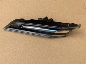 Porsche 911 992 Blinker LED Seitenblinkleuchte VL Links 992953041C - Picture 1 of 10