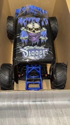 Losi 1/8 LMT 2.0 SonUva Digger 4X4 Solid Axle Monster Truck RTR - Image 1 of 4