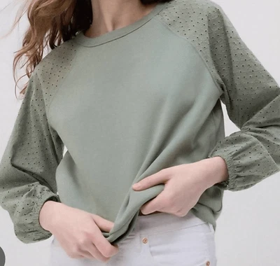 Sudadera GAP Para Mujer Grande Verde Salvia De Colección Suave Ojales Manga Globo Foto 1 de 4