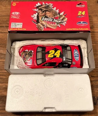 Action 24 Dupont Jurassic Park Jeff Gordon Limited Edition 1997 Monte Carlo 1:24 - Image 1 of 4