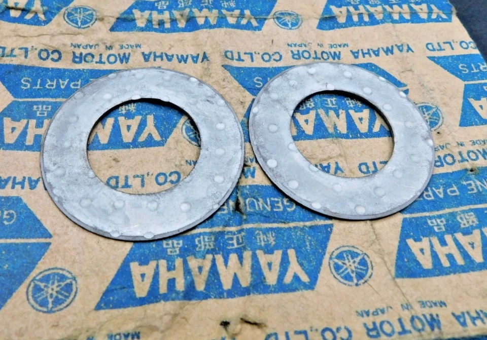 2 - NOS 原始设备制造商曲轴特殊形状洗衣机:雅马哈 XS1、XS1B、XS2、TX650、XS650 — 第 1/1 张图片