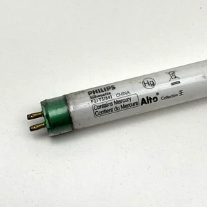 Lot of (9) Philips F21T5/841 SHATTERPROOF Fluorescent 21W 34" Light Bulb 4100K - Picture 1 of 7