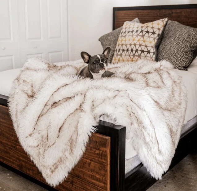 Dog blanket Waterproof colors WHITE Size Large Long Fur - Image 1 of 1