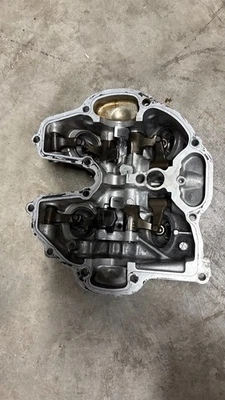 1994-2008 HONDA XR650L OEM CYLINDER HEAD VALVE COVER ROCKER ASSY XR650L XR 650L - Image 1 of 4