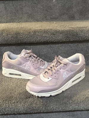Nike Air Max 90 Plum Fog Camo W Purple Shoes Size 11 Womens Athletic DC9445-500 - Image 1 of 4