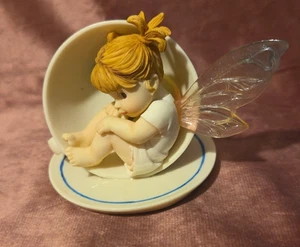 My Little Cup Of Tea Fairie 2001 Enesco Little Kitchen Fairies #102540 - NEUWERTIG - Bild 1 von 4