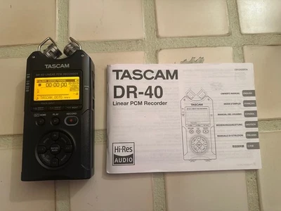 TASCAM DR-40 Linear PCM Digital Recorder WITH MANUAL - Image 1 of 4