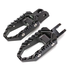 CNC TOUR Front Foot Pegs Black For Buell XB9S Lightning 03+ - Picture 1 of 5