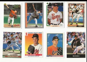 Mike Mussina Rookie Card Lot - Topps/Fleer/Donruss/Bowman - 8 Mussina RC's - Bild 1 von 2