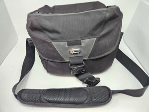 Lowepro Stealth Reporter D400AW Black Camera Messenger Photojournalist Bag - Picture 1 of 11