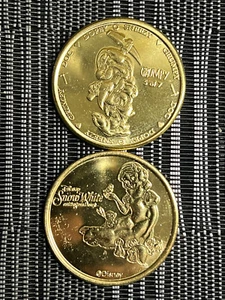 WALT DISNEY WORLD GRUMPY 2024 COLLECTION GOLD/BRONZE MEDALLION COIN - Picture 1 of 1