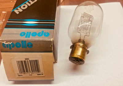 projector lamp bulb -DRB-1000W 120V -apolloa or sylvania - Image 1 of 4
