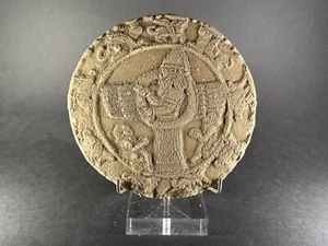 DETAILED ANCIENT NEAR EASTERN STONE CARVED ASSYYRIAN TABLET DEPICTING RULER - Foto 1 di 10
