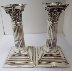 LOVELY PAIR OF ENGLISH ANTIQUE 1908 SOLID STERLING SILVER COLUMN CANDLESTICKS