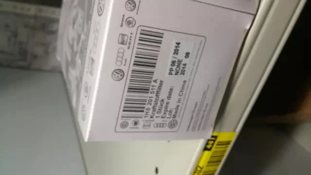 Filtro de combustible original Volkswagen 1H0-201-511-A Foto 1 de 4