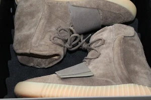 Yeezy Boost 750 Chocolate /EUR43,5/US9,5 Sammlungsauflösung Kanye West - Bild 1 von 11